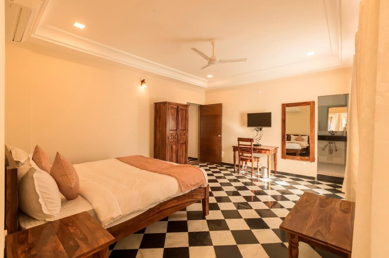 Kumbhalgarh Fort Resort-Pure Veg Exterior foto