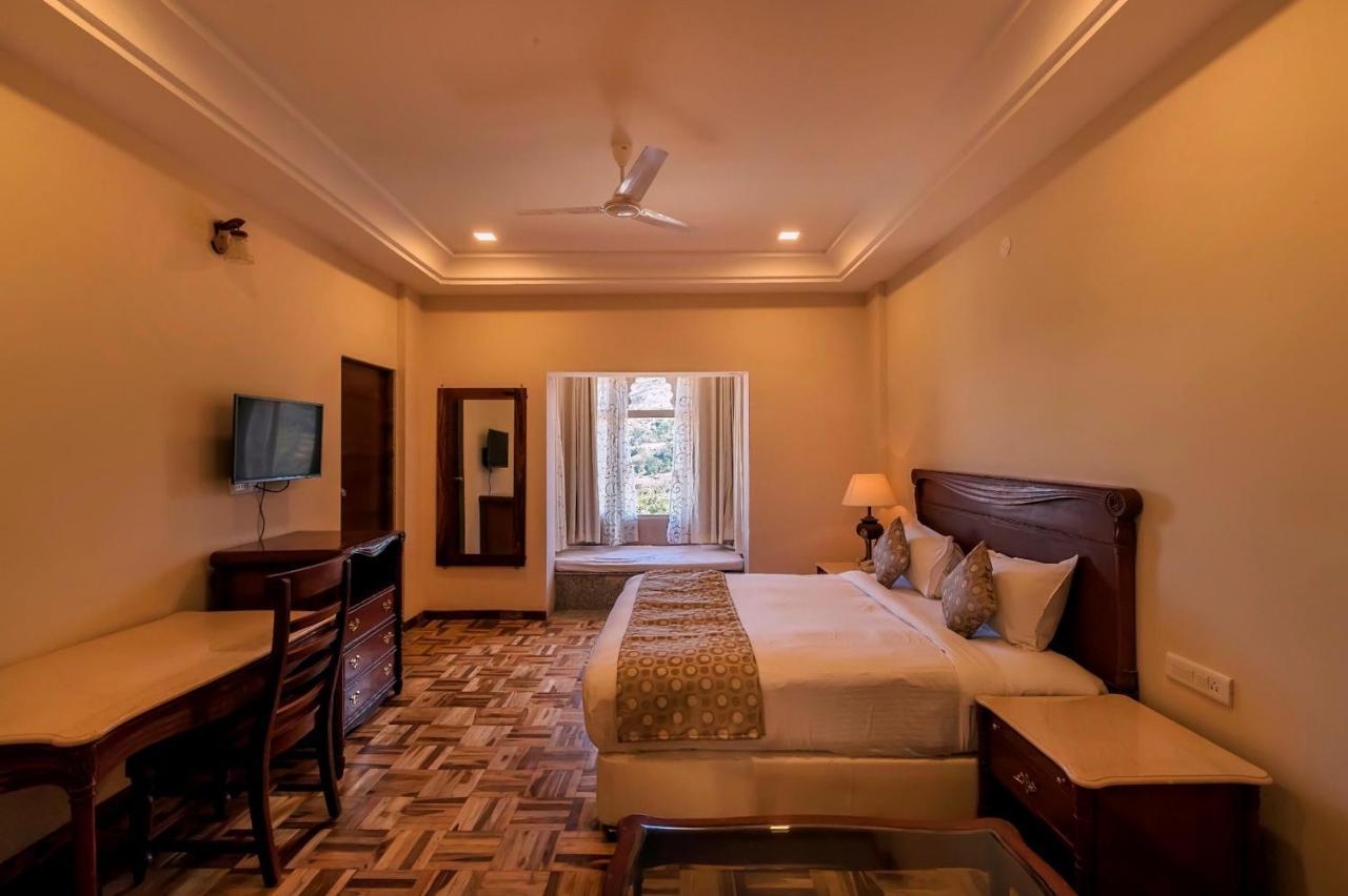 Kumbhalgarh Fort Resort-Pure Veg Exterior foto